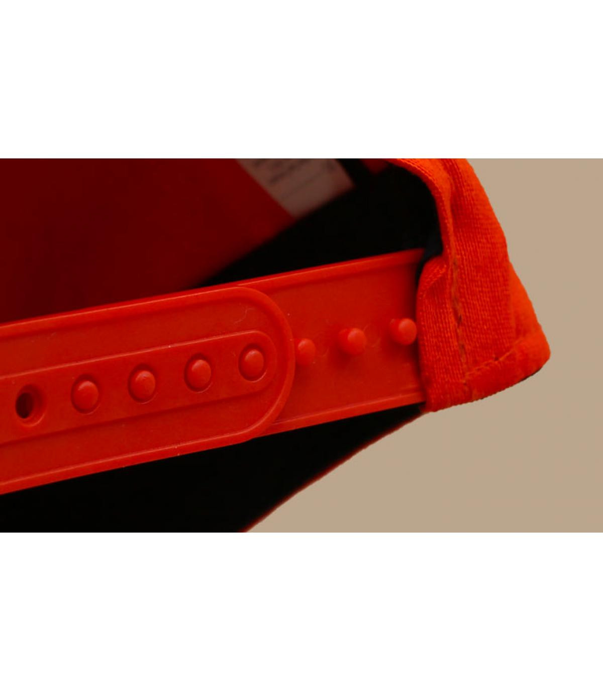 New Era Casquette Outdoors 950 Stretch orange New Era Casquette Outdoors 950 Stretch orange